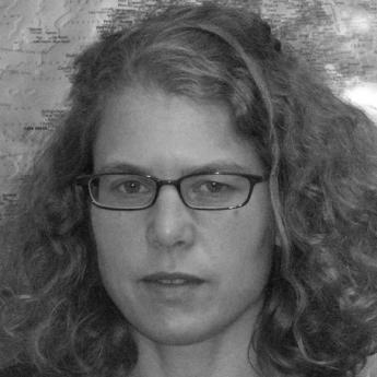 Elisabeth Moyer BW